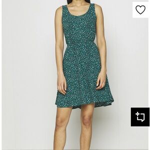 ONLY Women's Onlnova Lux Sleeveless Sara Dress Animal Printed Green